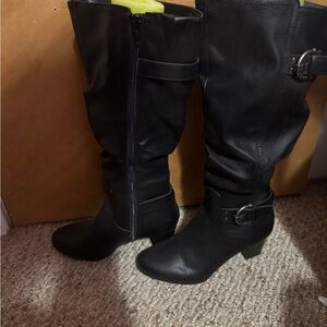 Brand New Rialto boots